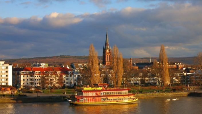 bonn-1343787_1280